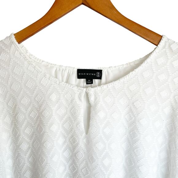Ryan Wythe White Flowy Top Diamond Texture Smocked Sleeves Sz 3X Boho Cottage - Picture 2 of 7
